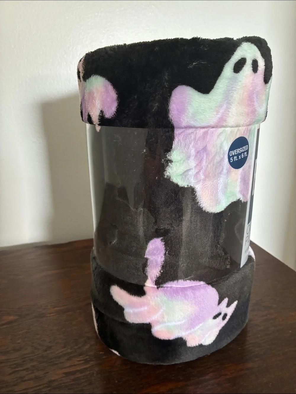 NWT-Black w/ Iridescent Ghosts, Bats, Cats & Dogs- Oversized Throw Blanket 60x72